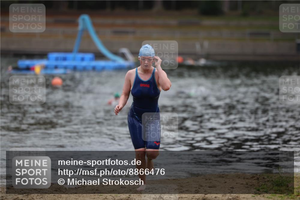 14.09.2025 - Stadtparktriathlon Michael Strokosch http://msf.ph/oto/8866476 14.09.2025 09:43:47 Schwimmen 575 meine-sportfotos.de