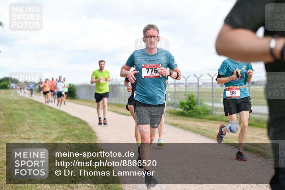 14.09.2025 - Airport Race Dr. Thomas Lammeyer http://msf.ph/oto/8866520 14.09.2025 12:07:16 Laufen 776, 98 meine-sportfotos.de