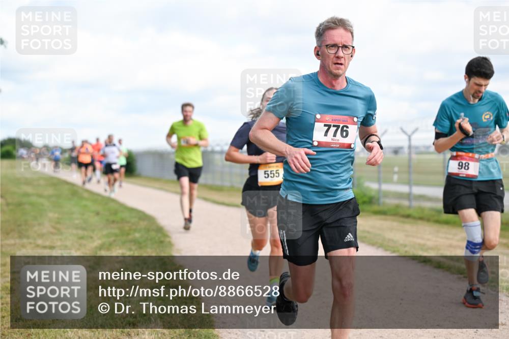 14.09.2025 - Airport Race Dr. Thomas Lammeyer http://msf.ph/oto/8866528 14.09.2025 12:07:16 Laufen 555, 776, 98 meine-sportfotos.de