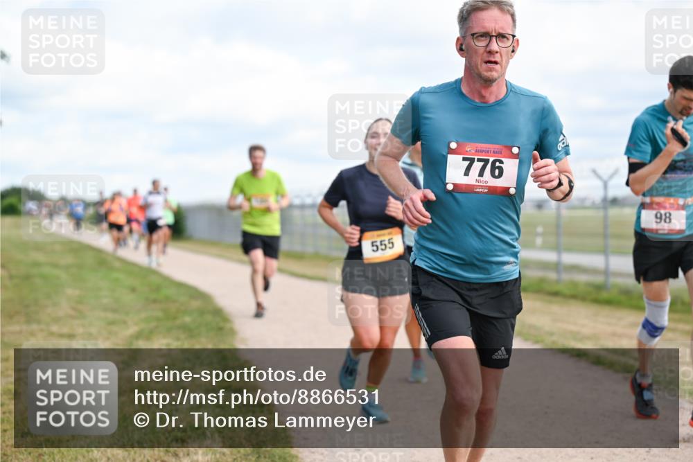 14.09.2025 - Airport Race Dr. Thomas Lammeyer http://msf.ph/oto/8866531 14.09.2025 12:07:16 Laufen 555, 776, 98 meine-sportfotos.de