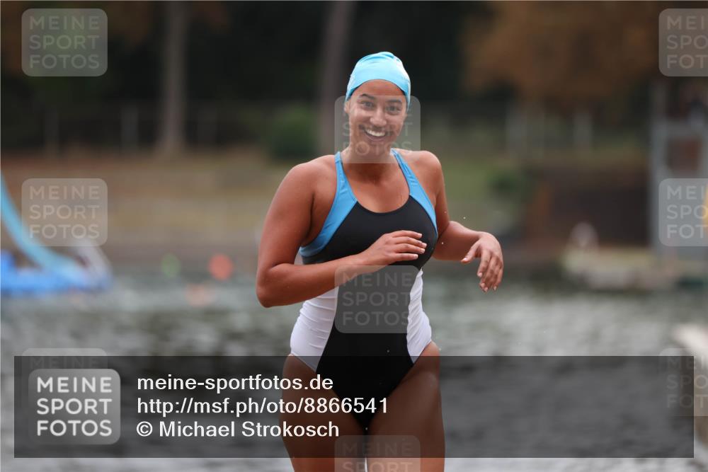 14.09.2025 - Stadtparktriathlon Michael Strokosch http://msf.ph/oto/8866541 14.09.2025 09:44:24 Schwimmen 512 meine-sportfotos.de