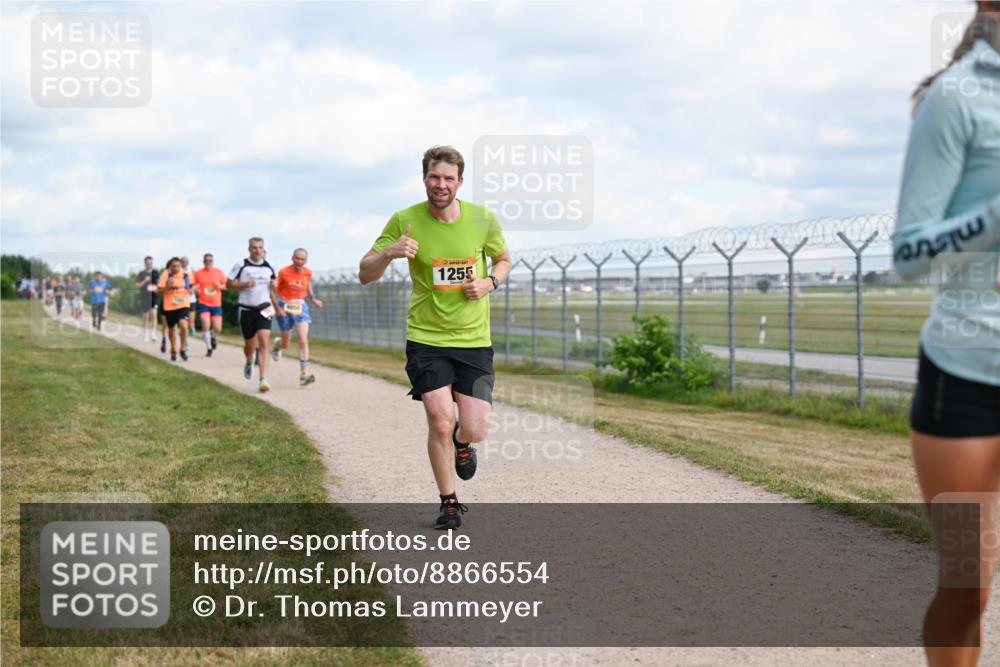 14.09.2025 - Airport Race Dr. Thomas Lammeyer http://msf.ph/oto/8866554 14.09.2025 12:07:18 Laufen 1255 meine-sportfotos.de