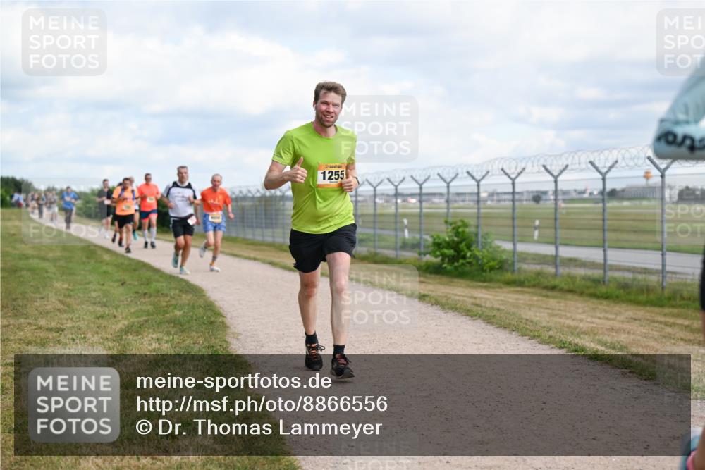 14.09.2025 - Airport Race Dr. Thomas Lammeyer http://msf.ph/oto/8866556 14.09.2025 12:07:18 Laufen 1255 meine-sportfotos.de