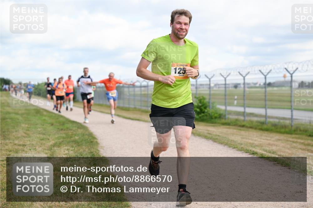 14.09.2025 - Airport Race Dr. Thomas Lammeyer http://msf.ph/oto/8866570 14.09.2025 12:07:19 Laufen 125 meine-sportfotos.de