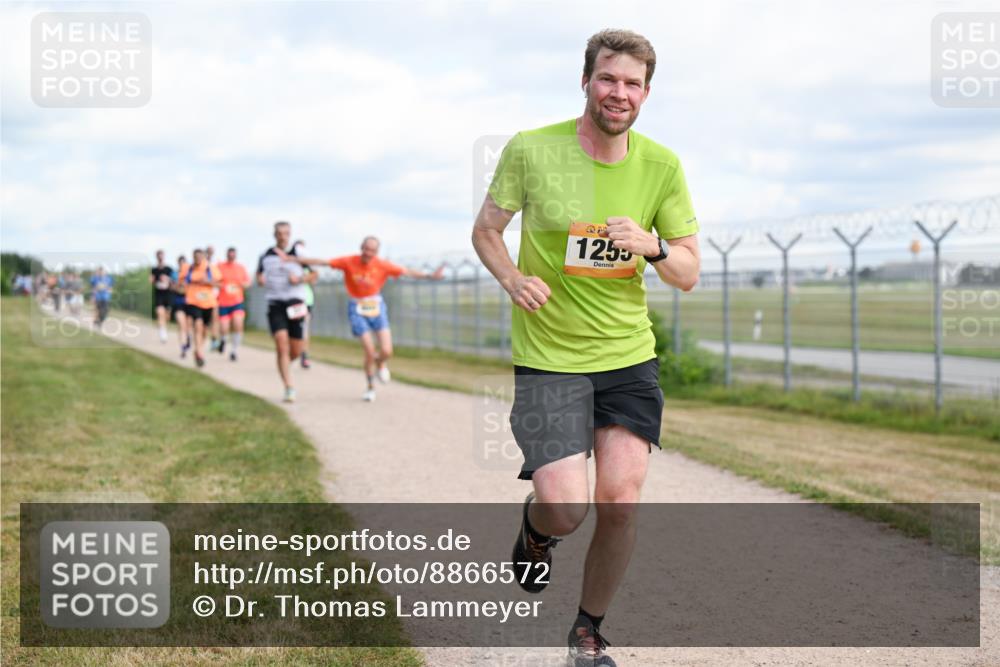 14.09.2025 - Airport Race Dr. Thomas Lammeyer http://msf.ph/oto/8866572 14.09.2025 12:07:19 Laufen 1255 meine-sportfotos.de