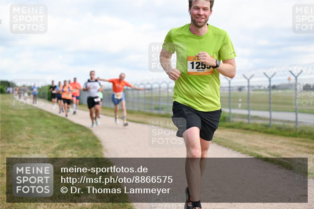 14.09.2025 - Airport Race Dr. Thomas Lammeyer http://msf.ph/oto/8866575 14.09.2025 12:07:19 Laufen 1255 meine-sportfotos.de