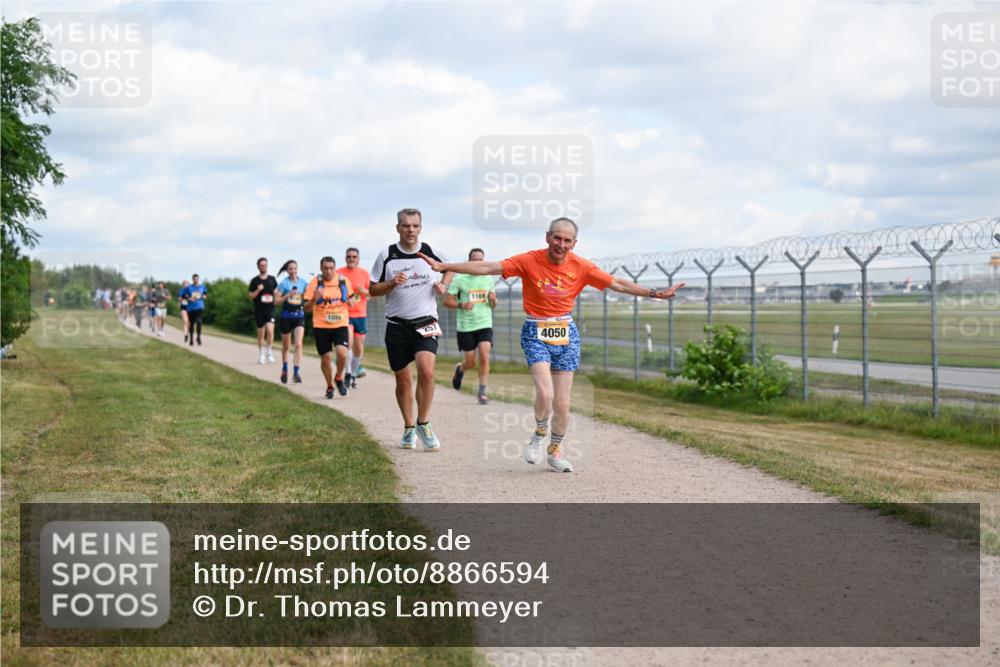 14.09.2025 - Airport Race Dr. Thomas Lammeyer http://msf.ph/oto/8866594 14.09.2025 12:07:21 Laufen 1050, 257, 1169, 4050 meine-sportfotos.de
