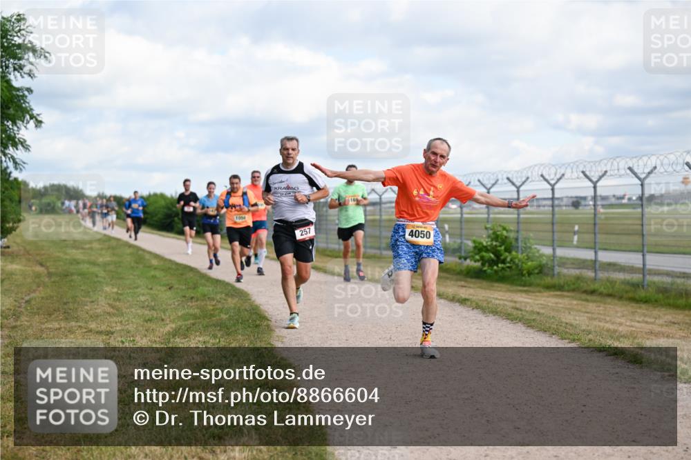 14.09.2025 - Airport Race Dr. Thomas Lammeyer http://msf.ph/oto/8866604 14.09.2025 12:07:21 Laufen 1050, 257, 4050 meine-sportfotos.de