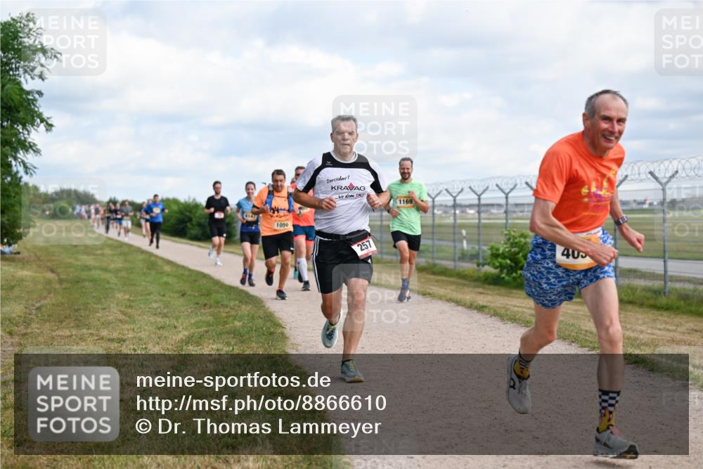 14.09.2025 - Airport Race Dr. Thomas Lammeyer http://msf.ph/oto/8866610 14.09.2025 12:07:22 Laufen 4143, 1050, 1169, 257, 40 meine-sportfotos.de