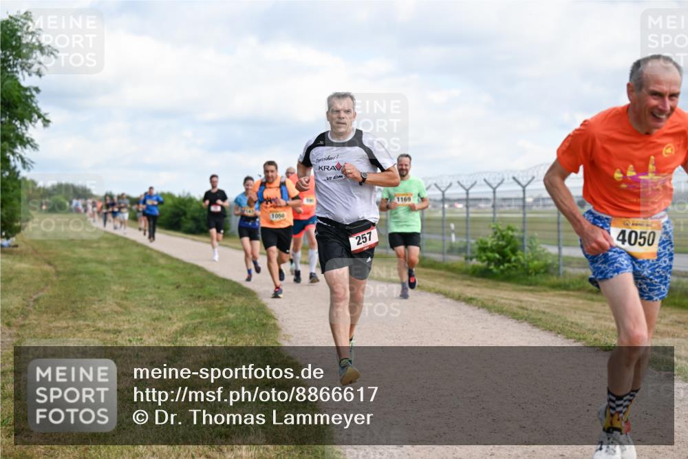 14.09.2025 - Airport Race Dr. Thomas Lammeyer http://msf.ph/oto/8866617 14.09.2025 12:07:22 Laufen 1050, 257, 1169, 4050 meine-sportfotos.de