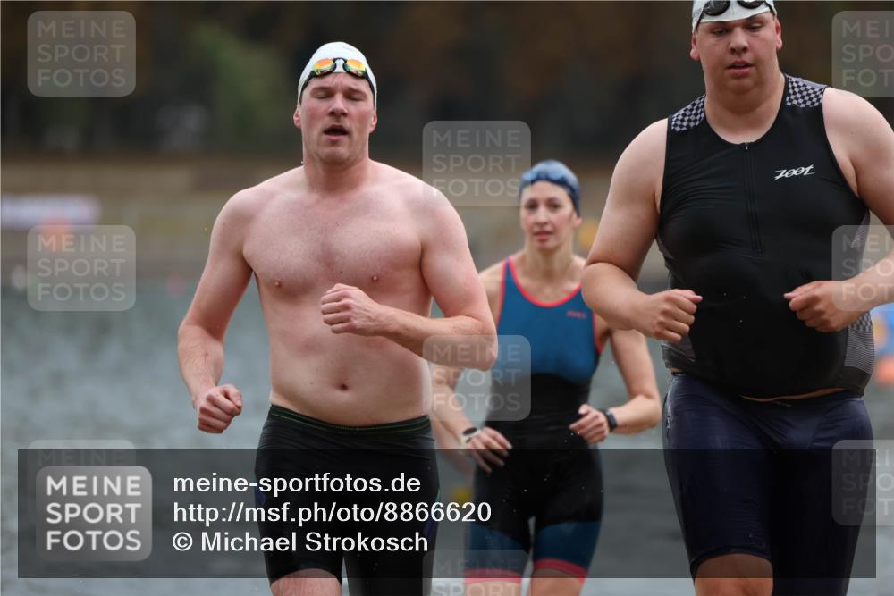 14.09.2025 - Stadtparktriathlon Michael Strokosch http://msf.ph/oto/8866620 14.09.2025 09:45:44 Schwimmen 528, 545, 547, 580, 593, 604 meine-sportfotos.de