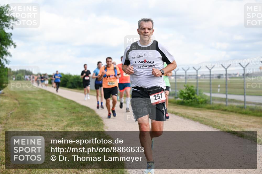 14.09.2025 - Airport Race Dr. Thomas Lammeyer http://msf.ph/oto/8866633 14.09.2025 12:07:23 Laufen 1050, 257 meine-sportfotos.de