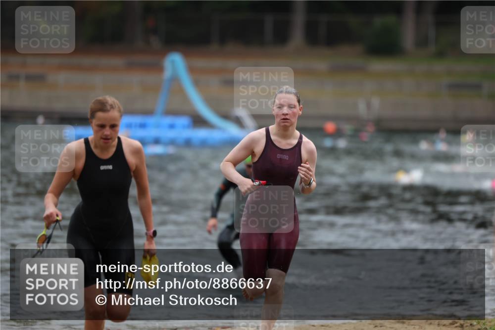 14.09.2025 - Stadtparktriathlon Michael Strokosch http://msf.ph/oto/8866637 14.09.2025 09:45:50 Schwimmen 528, 533, 545, 604 meine-sportfotos.de