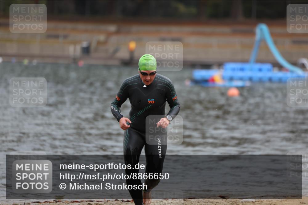 14.09.2025 - Stadtparktriathlon Michael Strokosch http://msf.ph/oto/8866650 14.09.2025 09:45:55 Schwimmen 528, 533, 604 meine-sportfotos.de