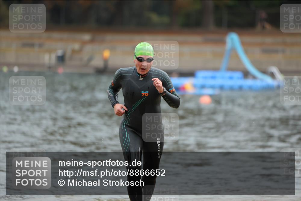 14.09.2025 - Stadtparktriathlon Michael Strokosch http://msf.ph/oto/8866652 14.09.2025 09:45:55 Schwimmen 528, 533, 604 meine-sportfotos.de