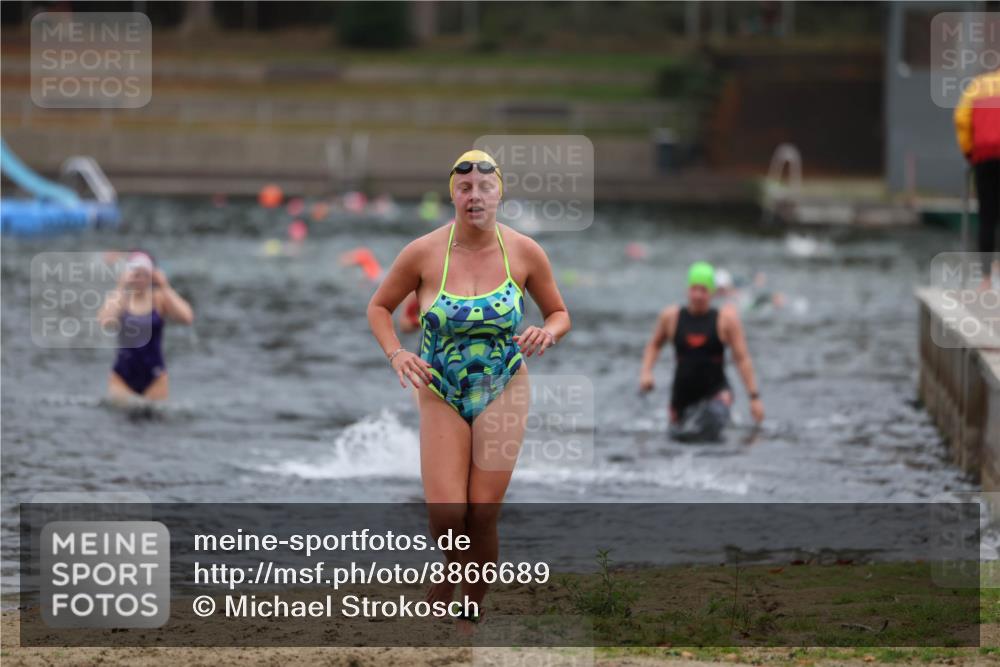 14.09.2025 - Stadtparktriathlon Michael Strokosch http://msf.ph/oto/8866689 14.09.2025 09:46:24 Schwimmen 511, 594, 596, 610, 620 meine-sportfotos.de