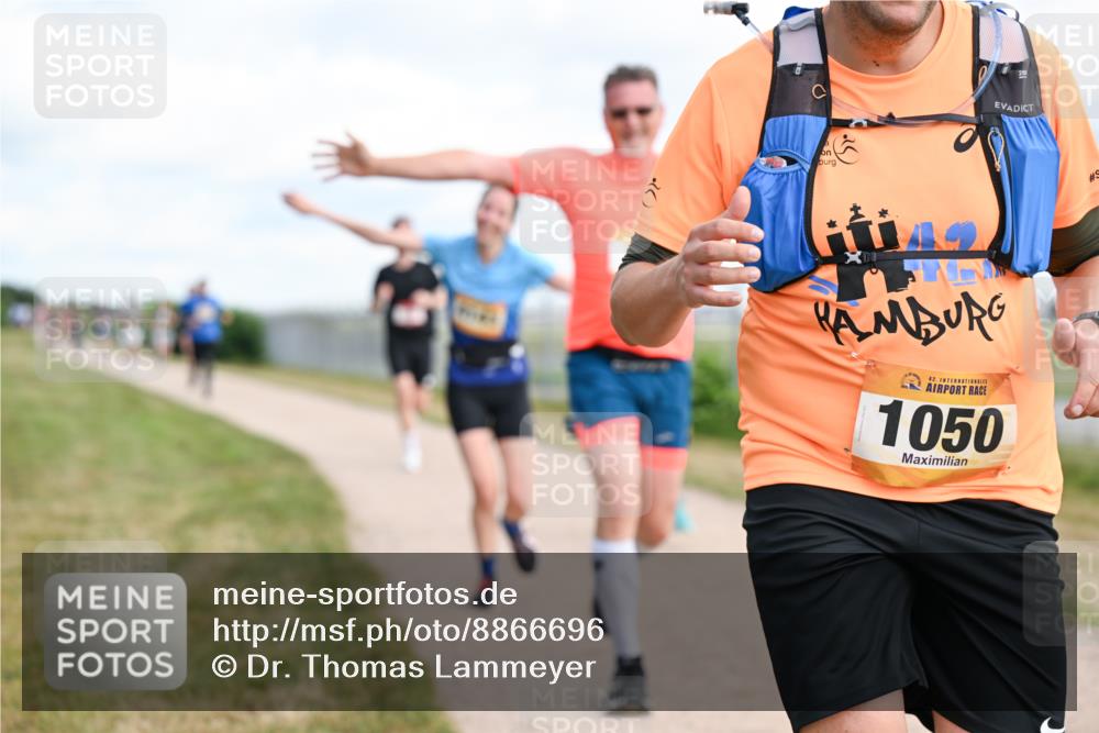 14.09.2025 - Airport Race Dr. Thomas Lammeyer http://msf.ph/oto/8866696 14.09.2025 12:07:26 Laufen 42, 1050 meine-sportfotos.de