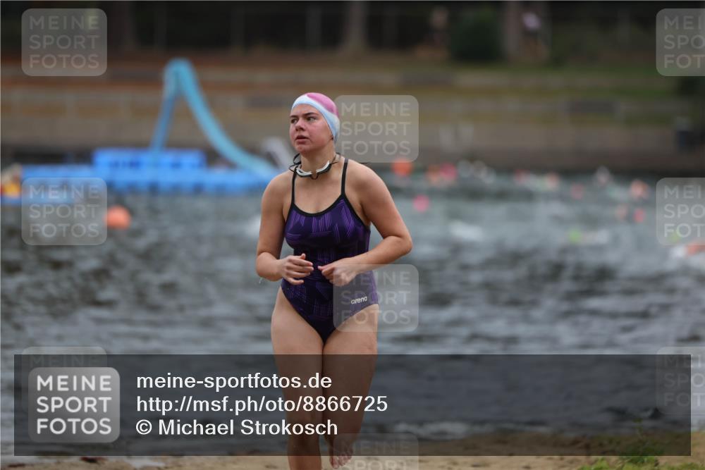 14.09.2025 - Stadtparktriathlon Michael Strokosch http://msf.ph/oto/8866725 14.09.2025 09:46:32 Schwimmen 511, 596, 620 meine-sportfotos.de