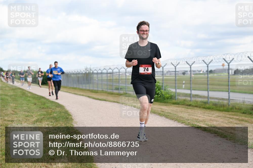 14.09.2025 - Airport Race Dr. Thomas Lammeyer http://msf.ph/oto/8866735 14.09.2025 12:07:29 Laufen 74 meine-sportfotos.de