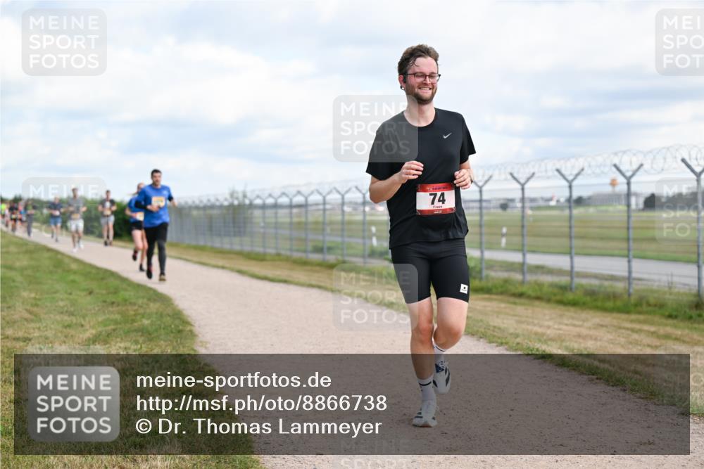 14.09.2025 - Airport Race Dr. Thomas Lammeyer http://msf.ph/oto/8866738 14.09.2025 12:07:29 Laufen 74 meine-sportfotos.de