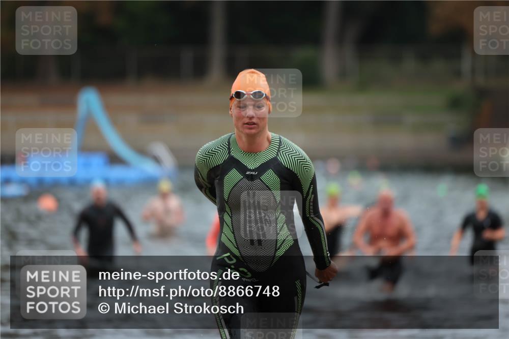14.09.2025 - Stadtparktriathlon Michael Strokosch http://msf.ph/oto/8866748 14.09.2025 09:46:58 Schwimmen 523, 524, 563, 583, 584 meine-sportfotos.de