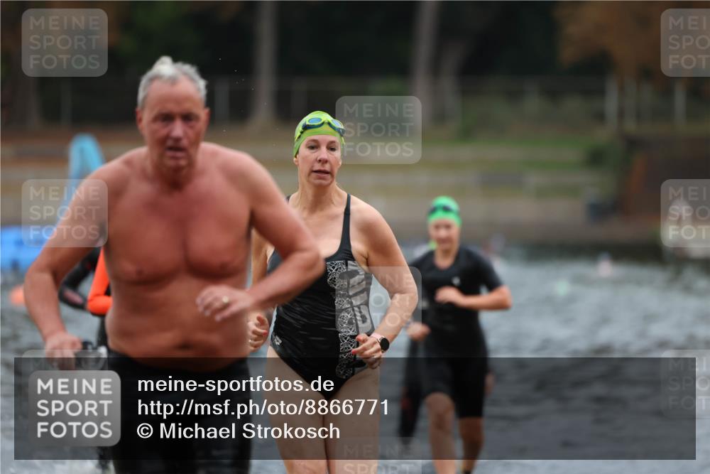 14.09.2025 - Stadtparktriathlon Michael Strokosch http://msf.ph/oto/8866771 14.09.2025 09:47:07 Schwimmen 524, 563, 570, 583, 584, 597, 598 meine-sportfotos.de