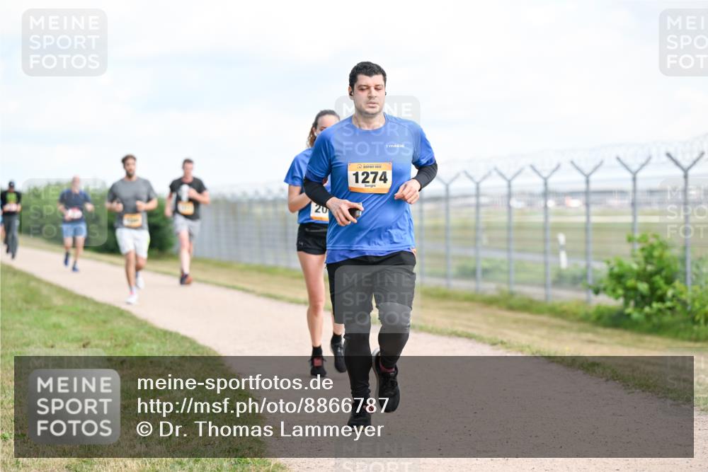 14.09.2025 - Airport Race Dr. Thomas Lammeyer http://msf.ph/oto/8866787 14.09.2025 12:07:32 Laufen 1274 meine-sportfotos.de