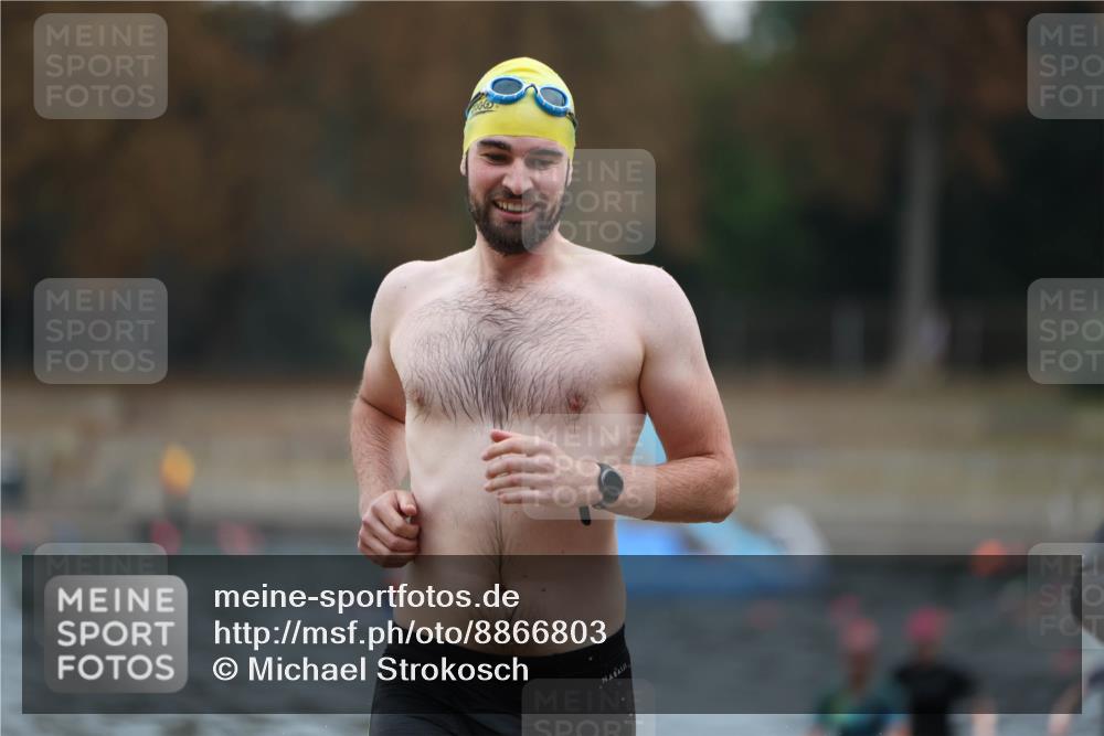 14.09.2025 - Stadtparktriathlon Michael Strokosch http://msf.ph/oto/8866803 14.09.2025 09:47:17 Schwimmen 509, 570, 598 meine-sportfotos.de