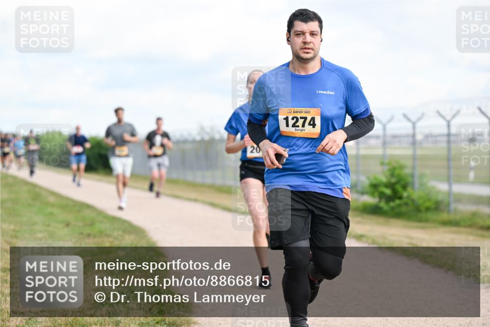 14.09.2025 - Airport Race Dr. Thomas Lammeyer http://msf.ph/oto/8866815 14.09.2025 12:07:34 Laufen 20, 1274 meine-sportfotos.de