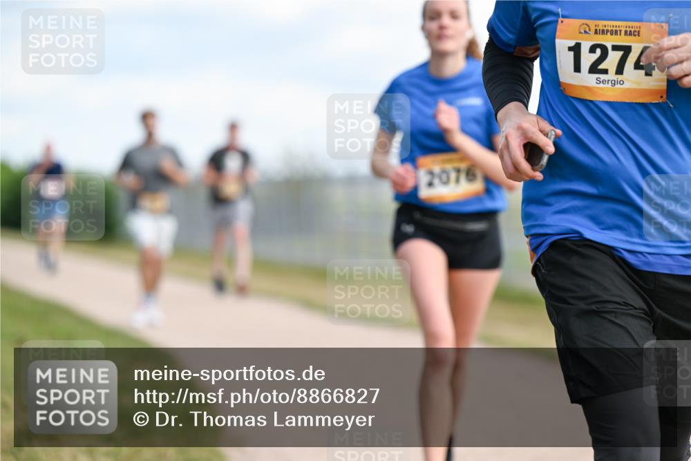 14.09.2025 - Airport Race Dr. Thomas Lammeyer http://msf.ph/oto/8866827 14.09.2025 12:07:34 Laufen 2076, 47, 1274 meine-sportfotos.de