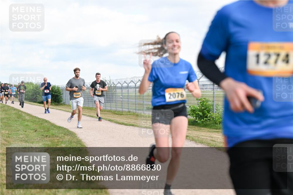 14.09.2025 - Airport Race Dr. Thomas Lammeyer http://msf.ph/oto/8866830 14.09.2025 12:07:35 Laufen 62, 1266, 1373, 2076, 1274 meine-sportfotos.de