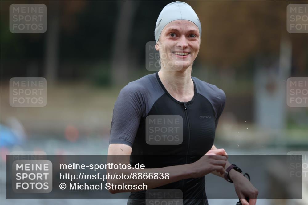 14.09.2025 - Stadtparktriathlon Michael Strokosch http://msf.ph/oto/8866838 14.09.2025 09:47:33 Schwimmen 509, 526, 541 meine-sportfotos.de