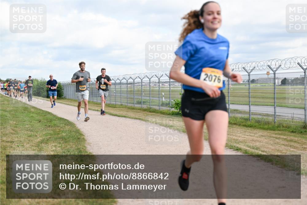 14.09.2025 - Airport Race Dr. Thomas Lammeyer http://msf.ph/oto/8866842 14.09.2025 12:07:36 Laufen 1373, 1266, 2076 meine-sportfotos.de