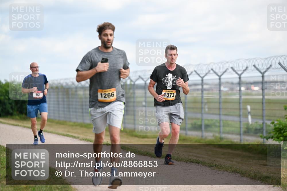 14.09.2025 - Airport Race Dr. Thomas Lammeyer http://msf.ph/oto/8866853 14.09.2025 12:07:37 Laufen 62, 1266, 1373 meine-sportfotos.de