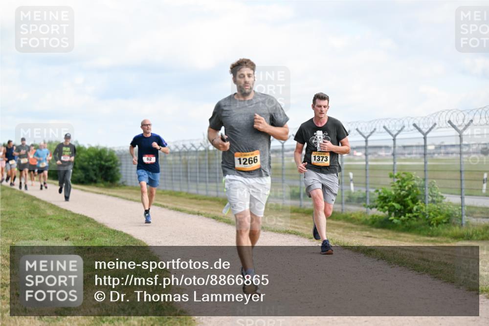 14.09.2025 - Airport Race Dr. Thomas Lammeyer http://msf.ph/oto/8866865 14.09.2025 12:07:38 Laufen 62, 1266, 1373 meine-sportfotos.de