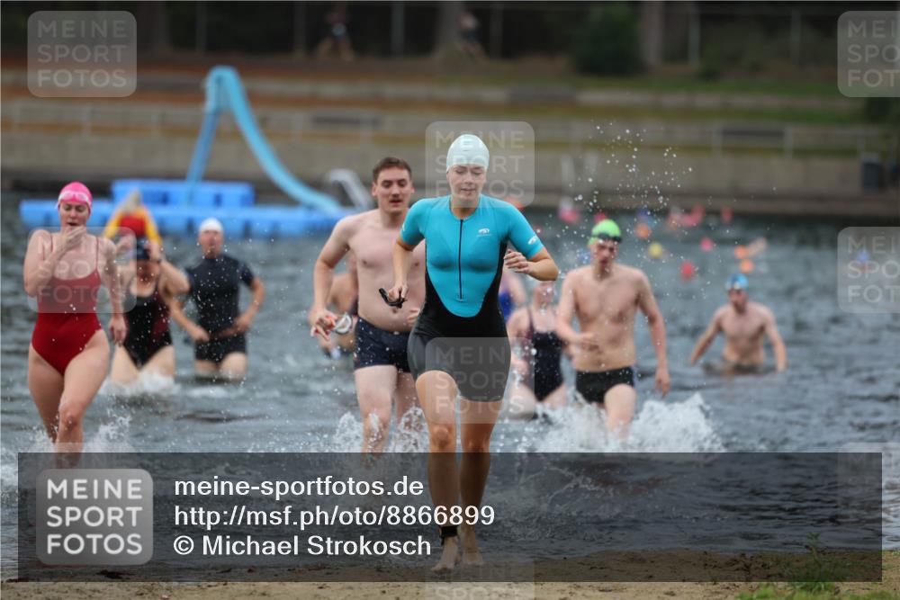 14.09.2025 - Stadtparktriathlon Michael Strokosch http://msf.ph/oto/8866899 14.09.2025 09:48:12 Schwimmen 514, 525, 529, 555, 556, 576, 577, 602, 616, 617 meine-sportfotos.de