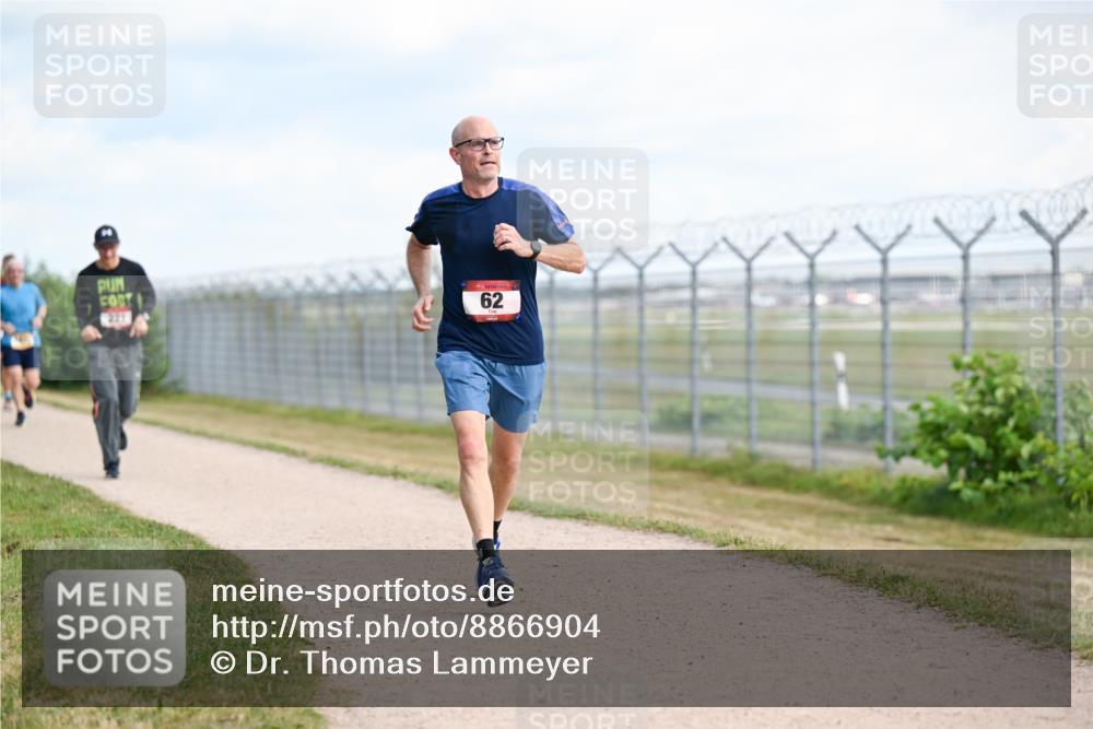 14.09.2025 - Airport Race Dr. Thomas Lammeyer http://msf.ph/oto/8866904 14.09.2025 12:07:41 Laufen 62 meine-sportfotos.de