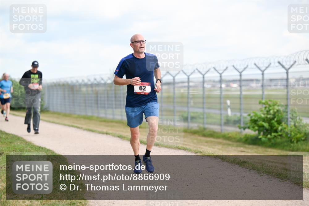 14.09.2025 - Airport Race Dr. Thomas Lammeyer http://msf.ph/oto/8866909 14.09.2025 12:07:41 Laufen 62 meine-sportfotos.de