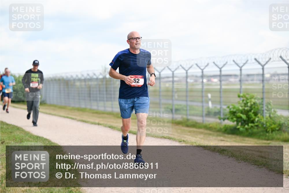 14.09.2025 - Airport Race Dr. Thomas Lammeyer http://msf.ph/oto/8866911 14.09.2025 12:07:41 Laufen 62 meine-sportfotos.de
