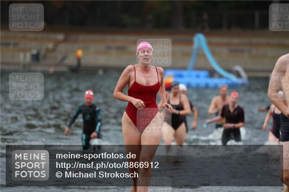 14.09.2025 - Stadtparktriathlon Michael Strokosch http://msf.ph/oto/8866912 14.09.2025 09:48:15 Schwimmen 514, 525, 529, 550, 555, 556, 573, 576, 577, 602, 614, 617 meine-sportfotos.de