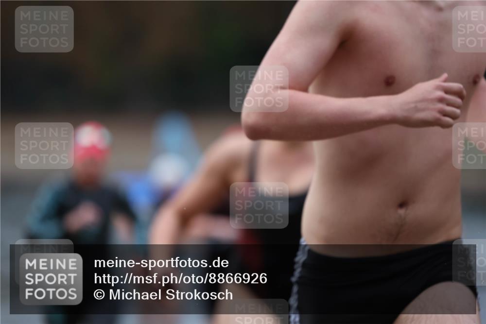 14.09.2025 - Stadtparktriathlon Michael Strokosch http://msf.ph/oto/8866926 14.09.2025 09:48:21 Schwimmen 525, 529, 544, 550, 556, 573, 576, 577, 602, 614, 617 meine-sportfotos.de