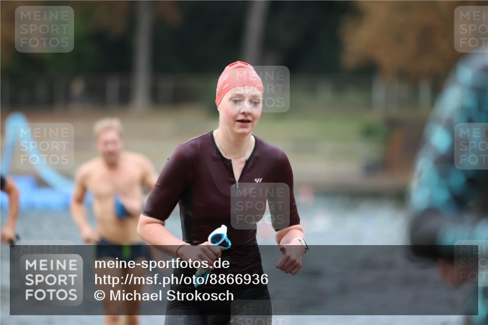 14.09.2025 - Stadtparktriathlon Michael Strokosch http://msf.ph/oto/8866936 14.09.2025 09:48:24 Schwimmen 525, 529, 544, 550, 556, 573, 577, 602, 614, 617 meine-sportfotos.de