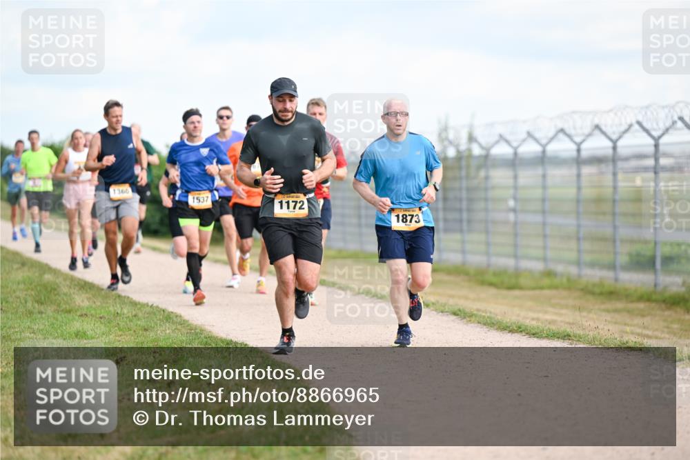 14.09.2025 - Airport Race Dr. Thomas Lammeyer http://msf.ph/oto/8866965 14.09.2025 12:07:46 Laufen 1360, 1537, 1172, 1873 meine-sportfotos.de