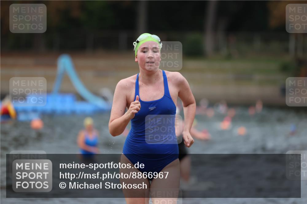 14.09.2025 - Stadtparktriathlon Michael Strokosch http://msf.ph/oto/8866967 14.09.2025 09:48:33 Schwimmen 544, 618 meine-sportfotos.de