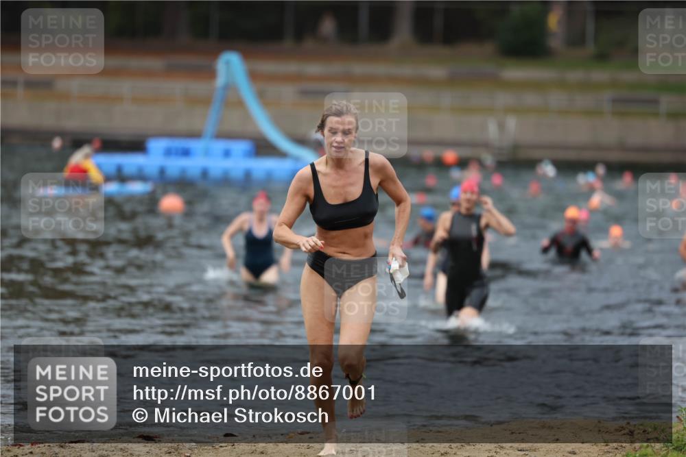 14.09.2025 - Stadtparktriathlon Michael Strokosch http://msf.ph/oto/8867001 14.09.2025 09:48:52 Schwimmen 521, 522, 591 meine-sportfotos.de