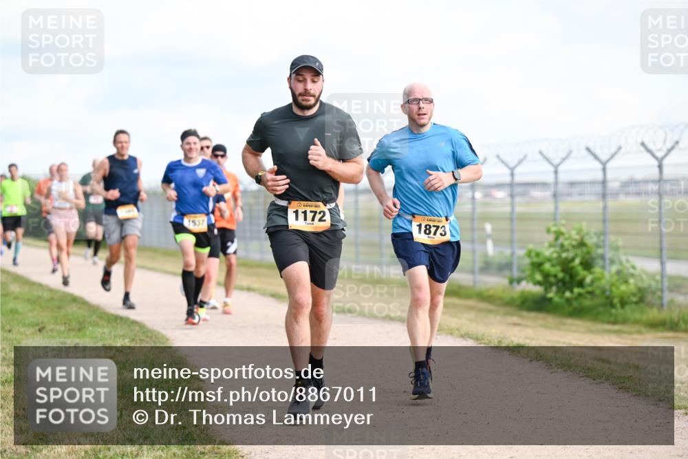 14.09.2025 - Airport Race Dr. Thomas Lammeyer http://msf.ph/oto/8867011 14.09.2025 12:07:49 Laufen 1537, 1172, 1873 meine-sportfotos.de