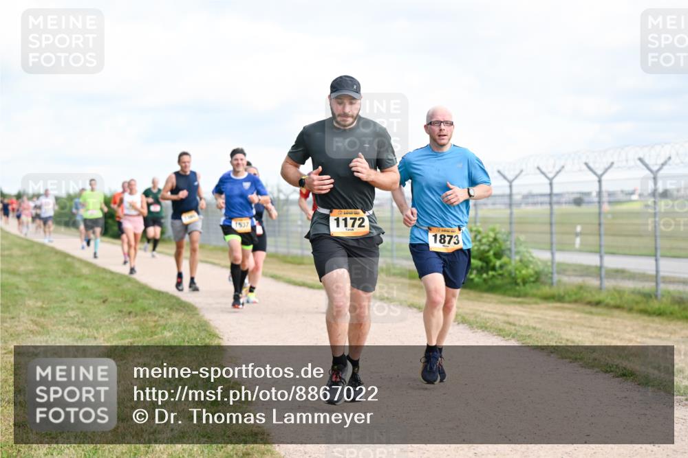 14.09.2025 - Airport Race Dr. Thomas Lammeyer http://msf.ph/oto/8867022 14.09.2025 12:07:49 Laufen 1537, 1172, 1873 meine-sportfotos.de