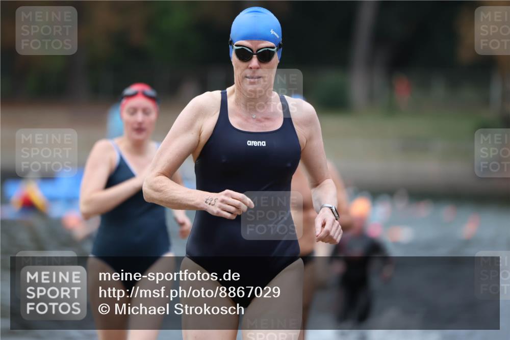 14.09.2025 - Stadtparktriathlon Michael Strokosch http://msf.ph/oto/8867029 14.09.2025 09:49:07 Schwimmen 521, 557, 565, 567, 585 meine-sportfotos.de