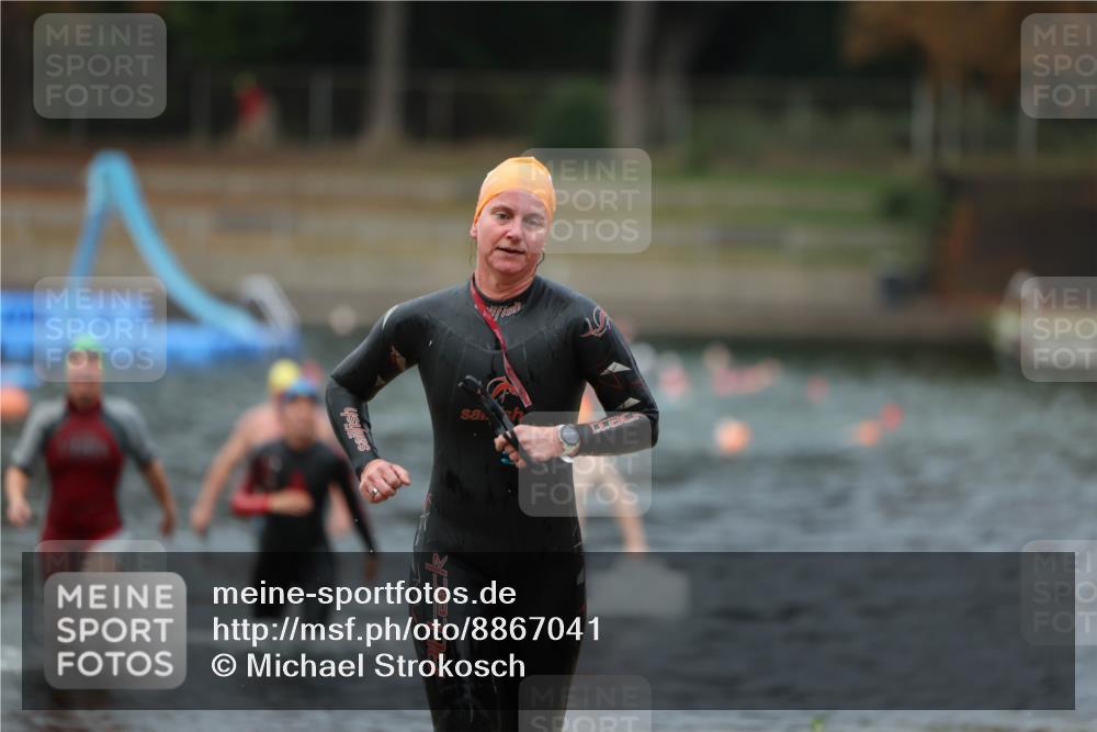 14.09.2025 - Stadtparktriathlon Michael Strokosch http://msf.ph/oto/8867041 14.09.2025 09:49:12 Schwimmen 517, 527, 557, 565, 607 meine-sportfotos.de