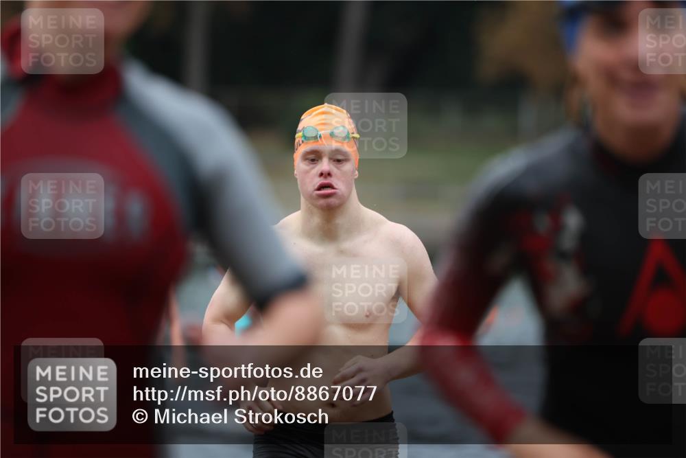 14.09.2025 - Stadtparktriathlon Michael Strokosch http://msf.ph/oto/8867077 14.09.2025 09:49:22 Schwimmen 517, 527, 551, 578, 607 meine-sportfotos.de